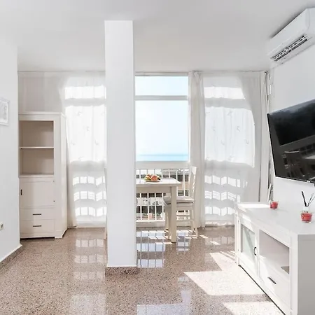 2 Dormitorios, Wifi, Piscinas, Playa A 250 Metros Appartamento Benalmádena